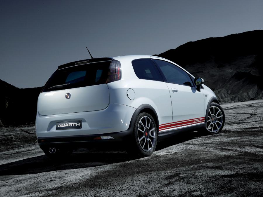  Abarth Grande Punto Preview (199) 2007 года  (фото 4 из 5)